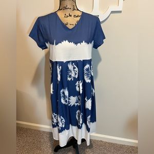 Unbranded Midi Dress Size Small NWT